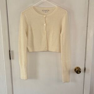 Kimchi Blue Urban Outfitters ivory cropped knit cardigan Size Medium
